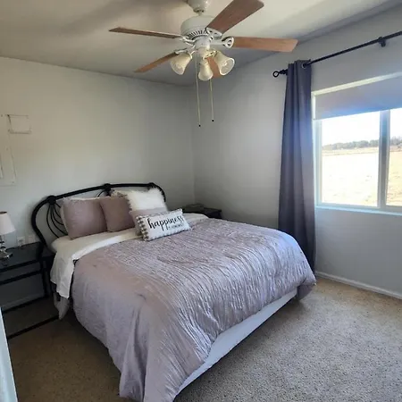 Peaceful, Private And Airy On A 5 Acre Farm-3